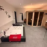 Oberbauernhof - Schwarzwaldstube -- Erholung Par Excellence, Wellness And Private