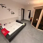 Oberbauernhof - Schwarzwaldstube -- Erholung Par Excellence, Wellness And Private *