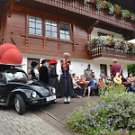 Oberbauernhof - Schwarzwaldstube -- Erholung Par Excellence, Wellness And Private Lejlighed *